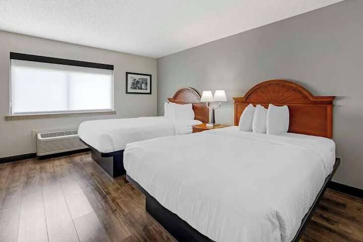 Room 16 of 25